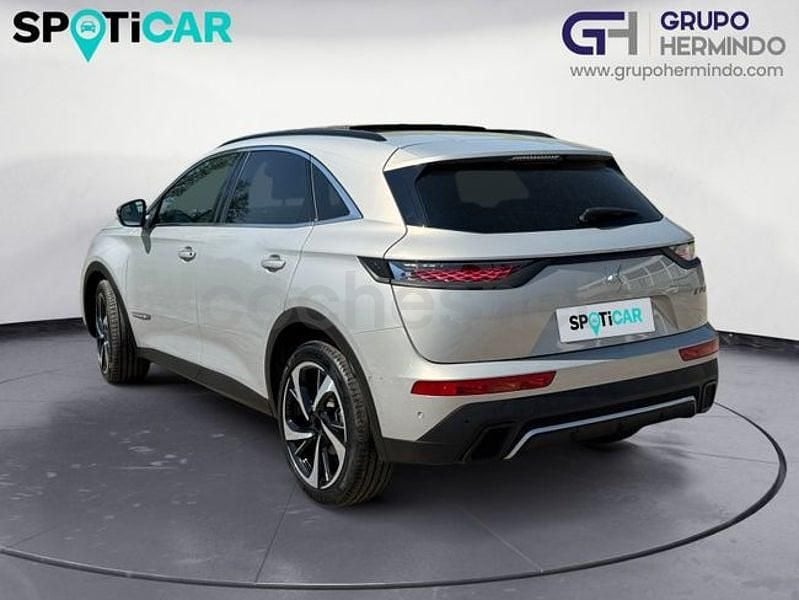 Usado DS Automobiles DS7 Crossback 130 CV (95 kW) 2022 Gris / plata SUV