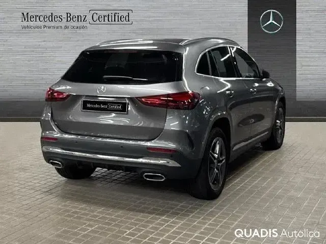 Usado Mercedes GLA250 218 CV (160 kW) 2026 Gris montaña SUV