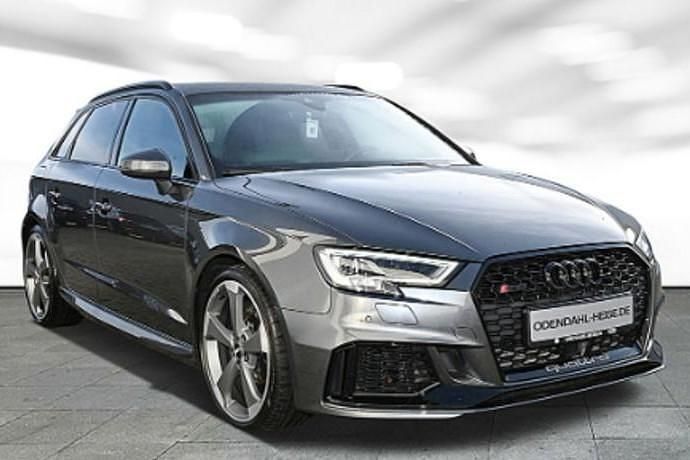 Usado Audi RS3 Sportback 400 CV (294 kW) 2019 Gris Utilitario
