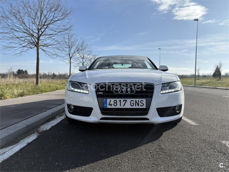 Blanco Usado 2009 Audi A5 S-Line Coupe | 9500 € (Buen precio) - Imagen 1/4
