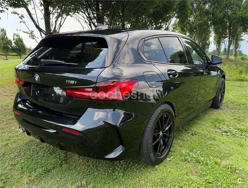 Usado BMW 118 M Sport 136 CV (100 kW) 2020 Negro Utilitario