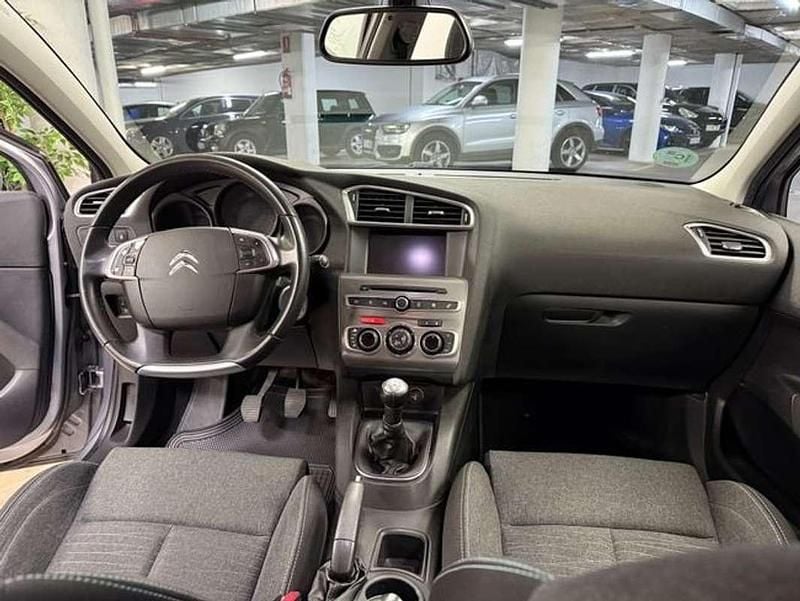 Usado Citroën C4 Live 101 CV (74 kW) 2017 Gris / plata Berlina