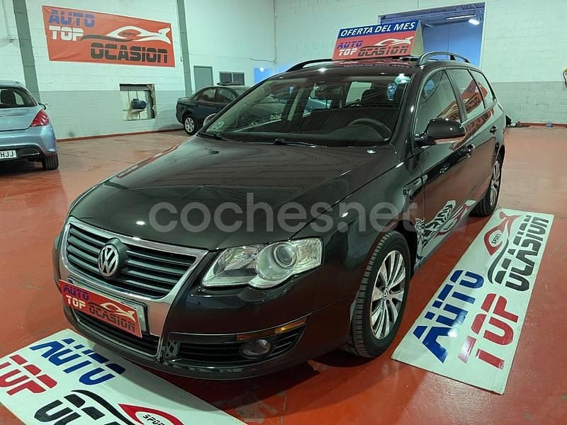 Negro Usado 2010 VW Passat Advance Familiar | 9999 € (Caro) - Imagen 1/4