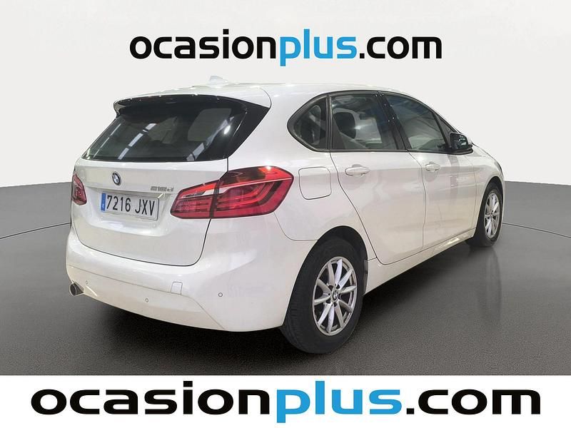 Usado BMW 216 Active Tourer 116 CV (85 kW) 2017 Blanco Monovolumen