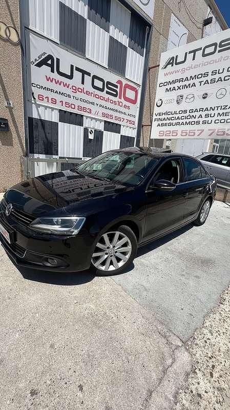 Negro Usado 2013 VW Jetta Sport Utilitario | 9499 € (Precio justo) - Imagen 1/4