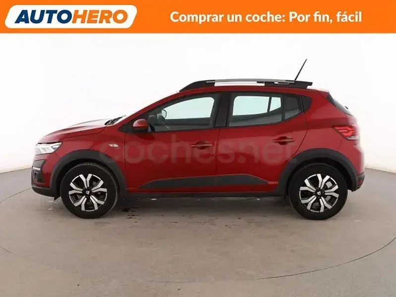 Usado Dacia Sandero Comfort 91 CV (66 kW) 2022 Rojo Berlina