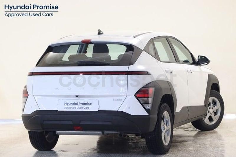 Usado Hyundai Kona 100 CV (73 kW) 2025 Blanco SUV