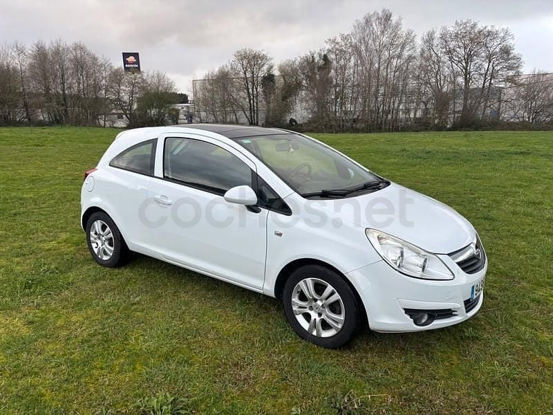Usado Opel Corsa Sport 87 CV (63 kW) 2010 Blanco Utilitario