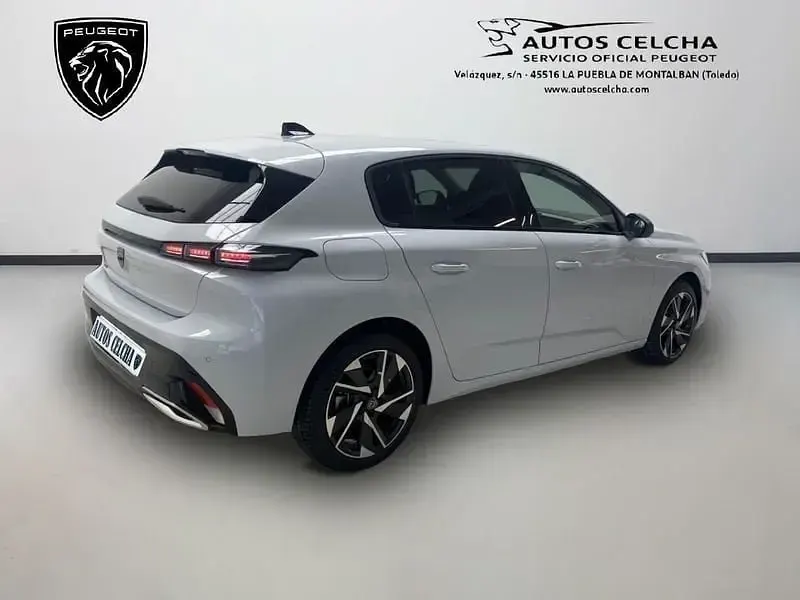 Usado Peugeot 308 Allure 130 CV (95 kW) 2024 Blanco Berlina