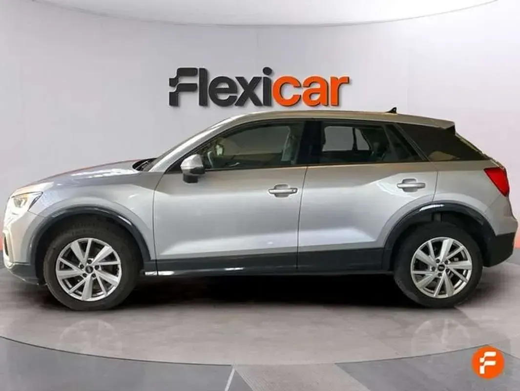 Usado Audi Q2 Advanced 150 CV (110 kW) 2023 Gris SUV