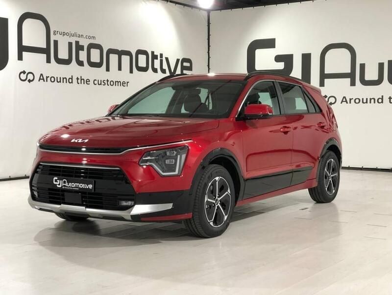 Rojo Nuevo 2025 Kia Niro SUV | 37.560 € - Imagen 1/4