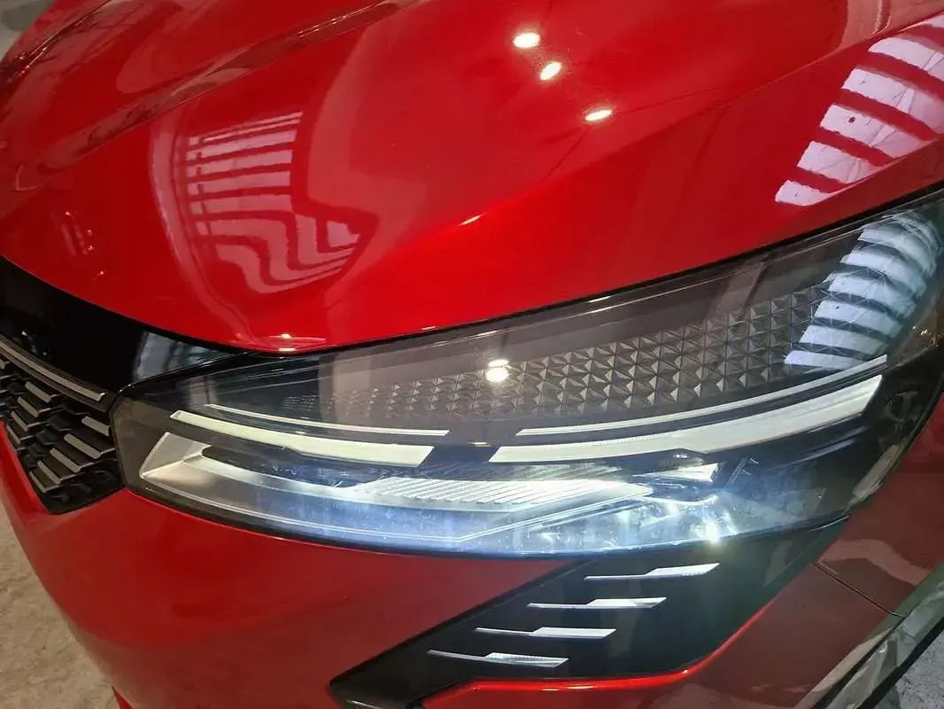 Usado Renault Clio Evolution 101 CV (74 kW) 2025 Utilitario