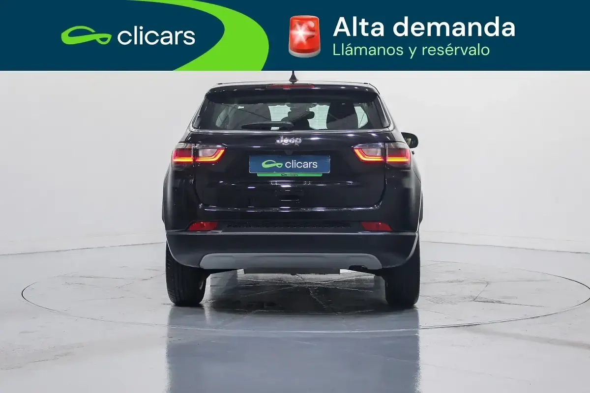 Usado Jeep Compass Altitude 130 CV (95 kW) 2025 Negro SUV