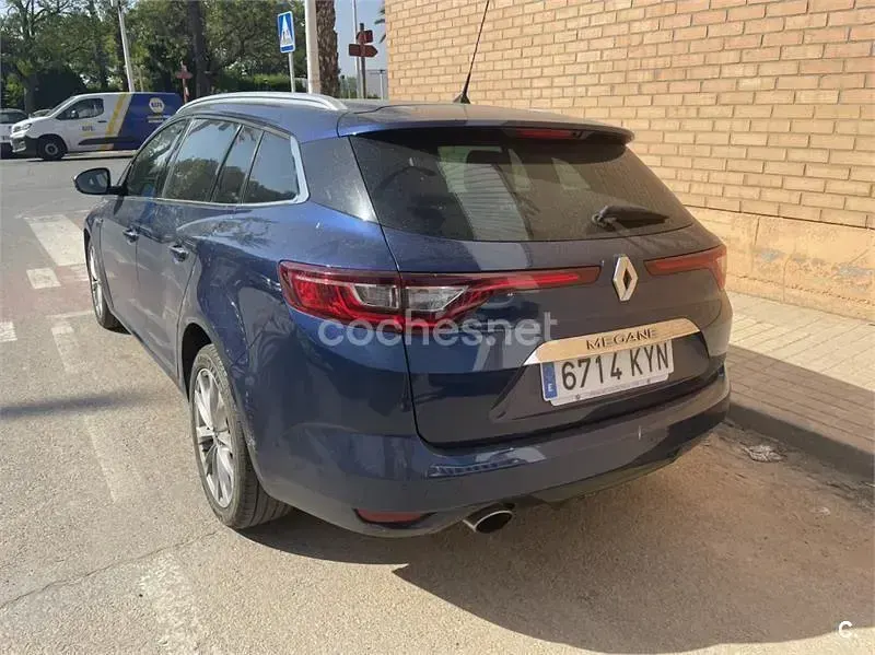 Usado Renault Mégane GrandTour Zen 115 CV (84 kW) 2019 Azul Familiar