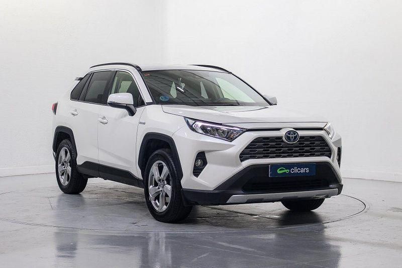 Usado Toyota RAV4 Hybrid Advance 218 CV (160 kW) 2019 Blanco SUV
