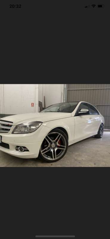 Blanco Usado 2008 Mercedes C200 Classic Berlina | 10.500 € (Un poco caro) - Imagen 1/4