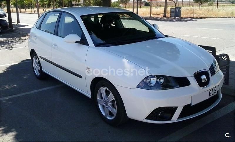 Usado Seat Ibiza 100 CV (73 kW) 2009 Blanco Berlina