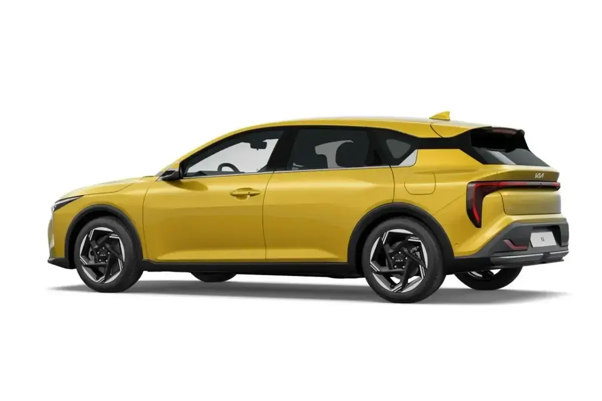 Nuevo Kia K4 115 CV (84 kW) 2026 Amarillo Berlina