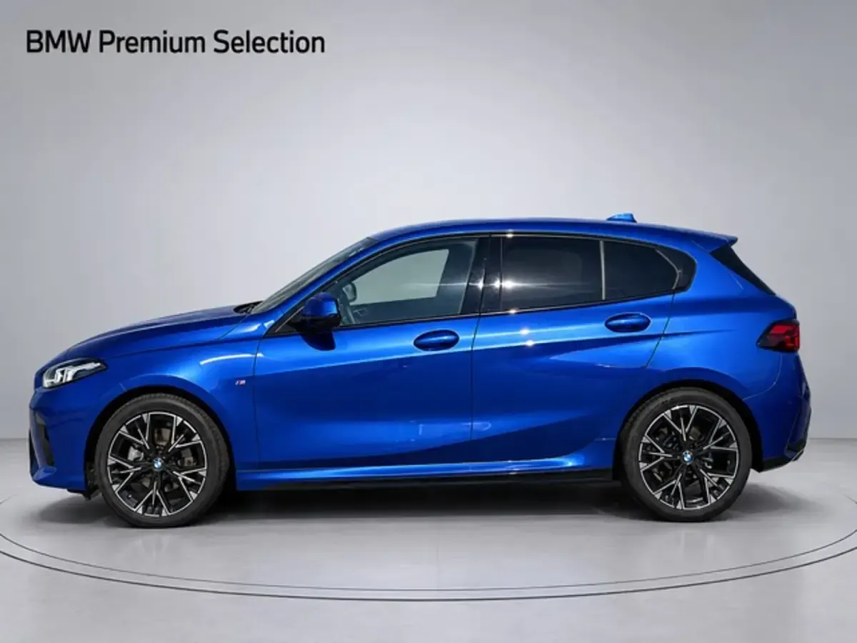 Usado BMW 120 Comfort Edition 170 CV (125 kW) 2025 Azul Utilitario