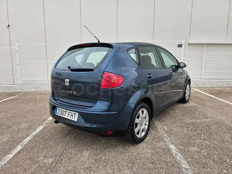 Usado Seat Altea Stylance 105 CV (77 kW) 2007 Verde Monovolumen