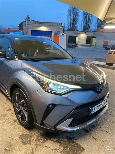Usado Toyota C-HR 184 CV (135 kW) 2020 Gris / plata SUV