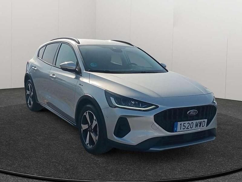 Usado Ford Focus Active 155 CV (114 kW) 2024 Plateado Utilitario
