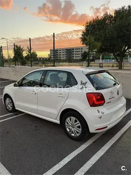 Usado VW Polo Edition 75 CV (55 kW) 2016 Blanco Berlina