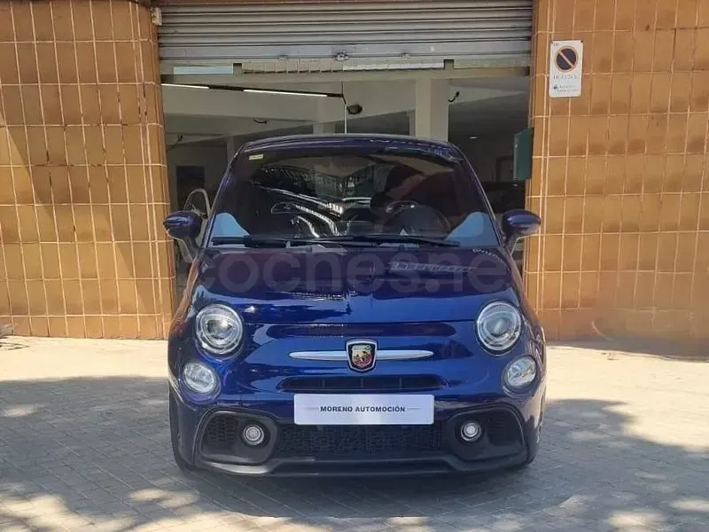Usado Abarth 595 145 CV (106 kW) 2019 Violeta / lila Berlina