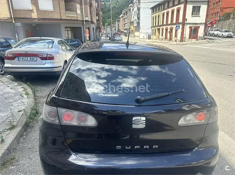 Usado Seat Ibiza CUPRA 160 CV (117 kW) 2007 Negro Utilitario