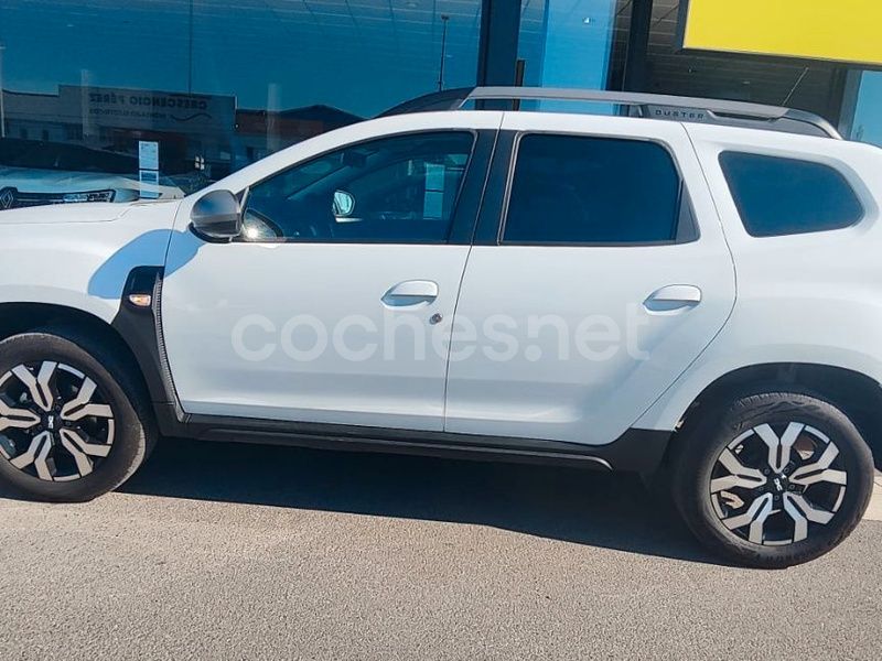 Blanco Usado 2023 Dacia Duster Journey SUV | 18.900 € (Precio justo) - Imagen 1/4