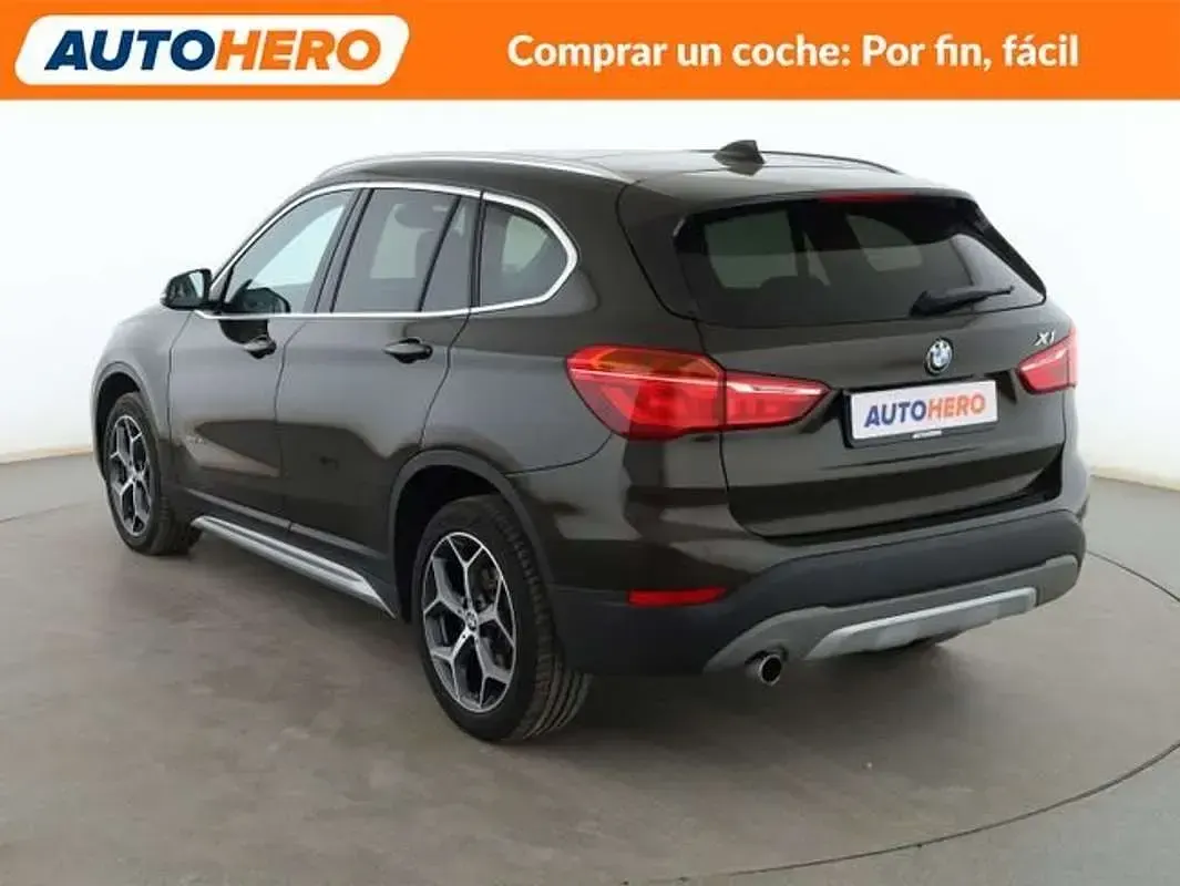 Usado BMW X1 xLine 150 CV (110 kW) 2017 Amarillo SUV