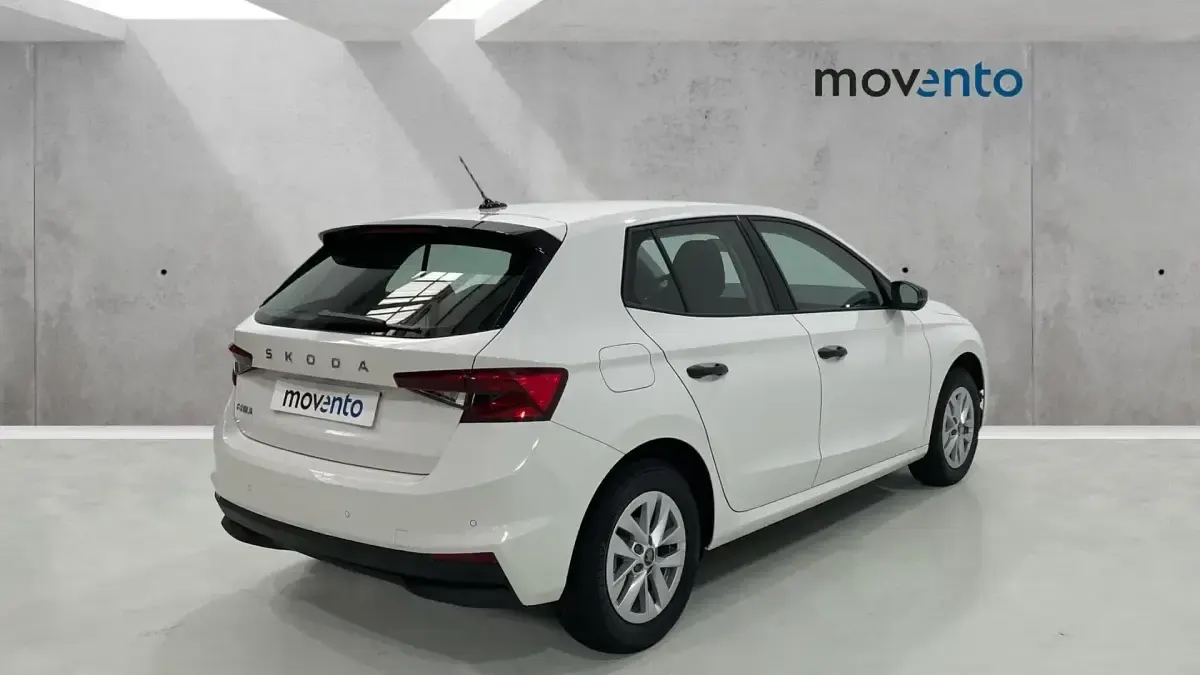 Nuevo Skoda Fabia Essence 95 CV (69 kW) 2025 Blanco Utilitario