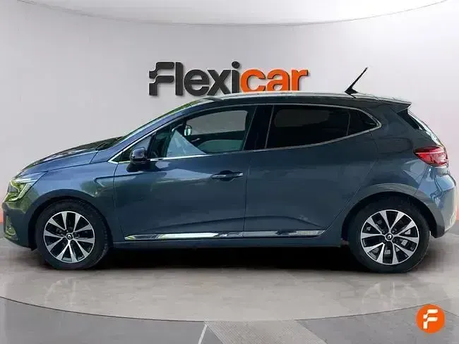 Usado Renault Clio V Zen 100 CV (73 kW) 2021 Gris