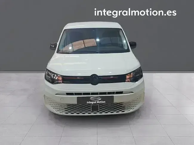 Usado VW Caddy Maxi 122 CV (89 kW) 2023 Blanco Monovolumen