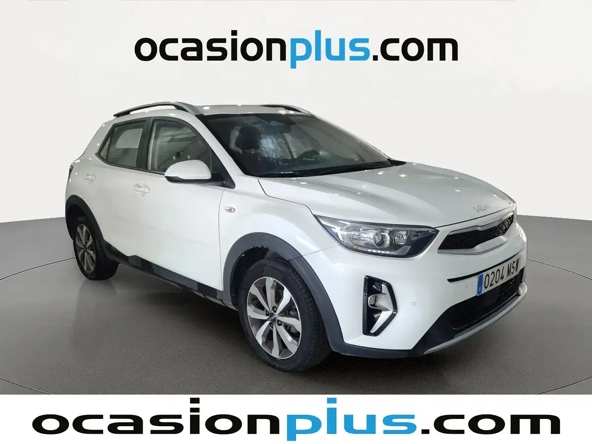 Usado Kia Stonic 101 CV (74 kW) 2024 Blanco SUV