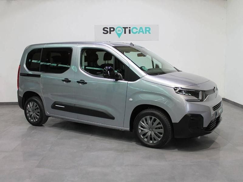 Usado Citroën Berlingo 130 HP (95 kW) 2025 Cinzento Monovolume