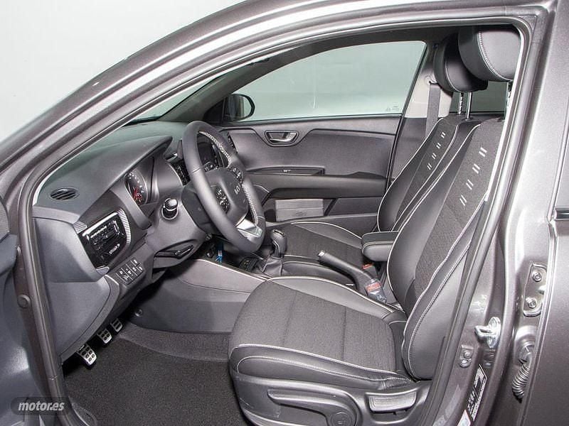Usado Kia Stonic GT-Line 100 CV (73 kW) 2023 SUV