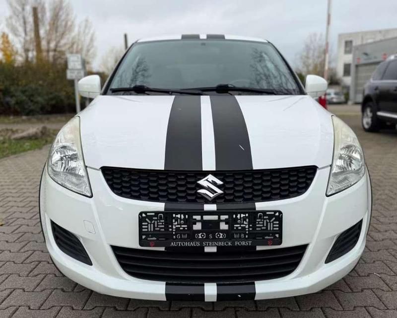 Usado Suzuki Swift 94 CV (69 kW) 2012 Blanco Utilitario