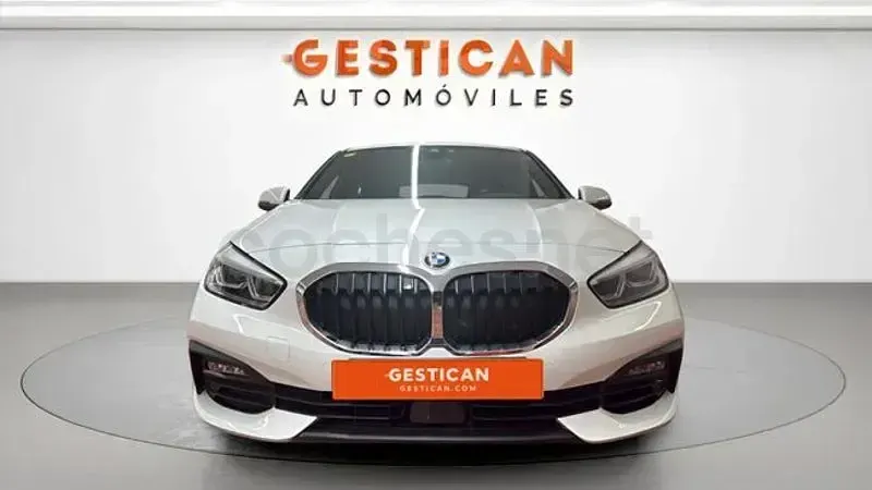 Używany BMW 118 140 KM (102 kW) 2021 Biały Hatchback