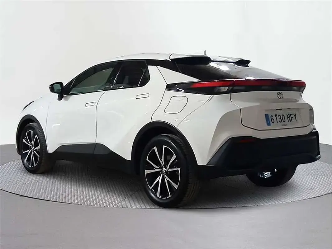 Usado Toyota C-HR Advance 140 CV (102 kW) 2025 SUV