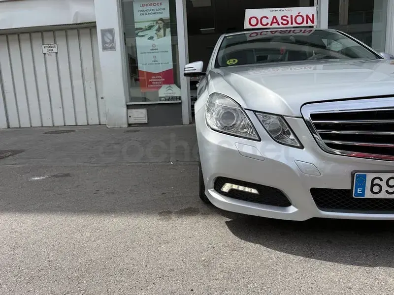 Usado Mercedes E350 Avantgarde 231 CV (169 kW) 2009 Gris / plata Familiar