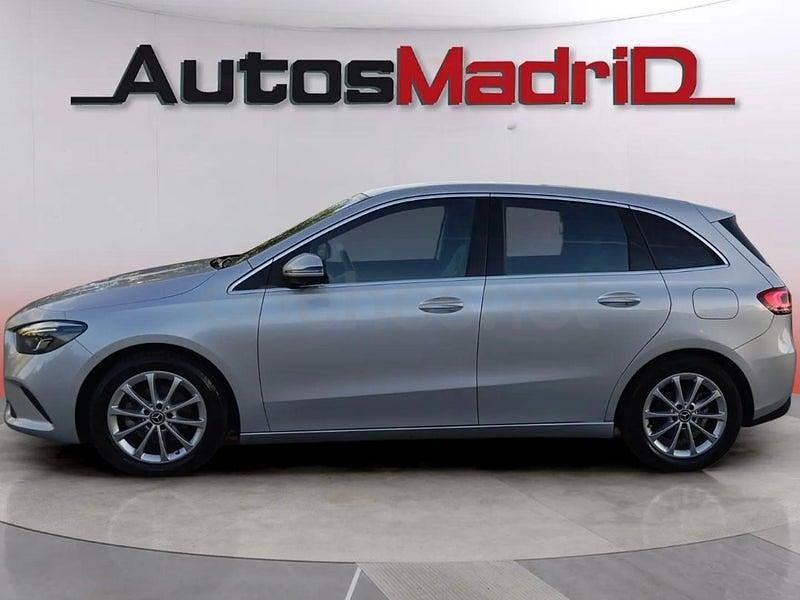 Usado Mercedes B180 116 CV (85 kW) 2019 Gris / plata Monovolumen