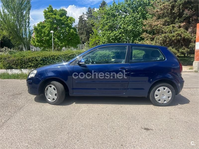 Używany VW Polo Edition 80 KM (58 kW) 2006 Niebieski Hatchback
