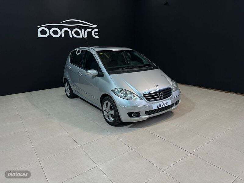 Gris Usado 2005 Mercedes A180 Avantgarde Monovolumen | 5990 € (Un poco caro) - Imagen 1/4