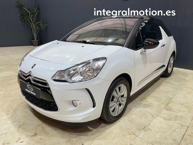 Usado DS Automobiles DS3 81 CV (59 kW) 2016 Blanco Berlina