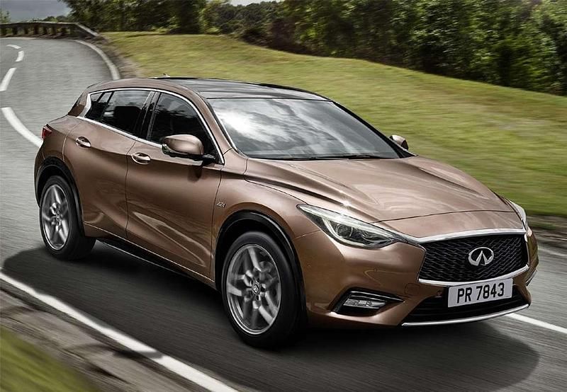 Usado Infiniti Q30 Premium 170 CV (125 kW) 2018 Rojo Utilitario