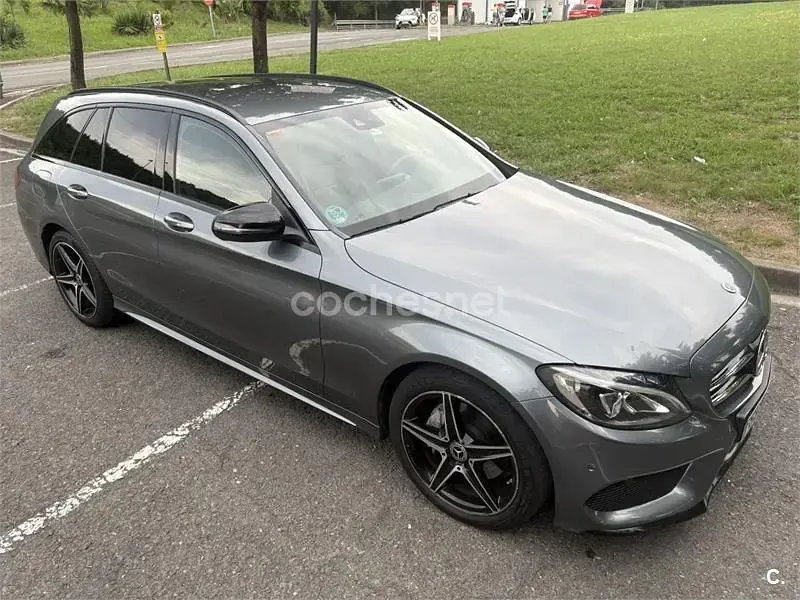 Usado Mercedes C220 AMG line 170 CV (125 kW) 2017 Gris / plata Familiar