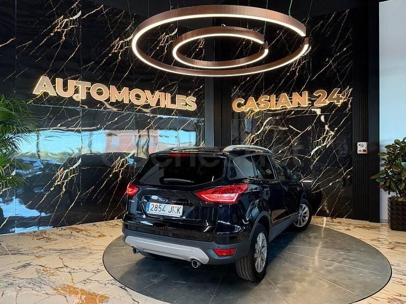 Usado Ford Kuga Titanium 150 CV (110 kW) 2016 Negro SUV