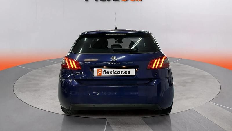 Usado Peugeot 308 Access 131 CV (96 kW) 2020 Amarillo Utilitario