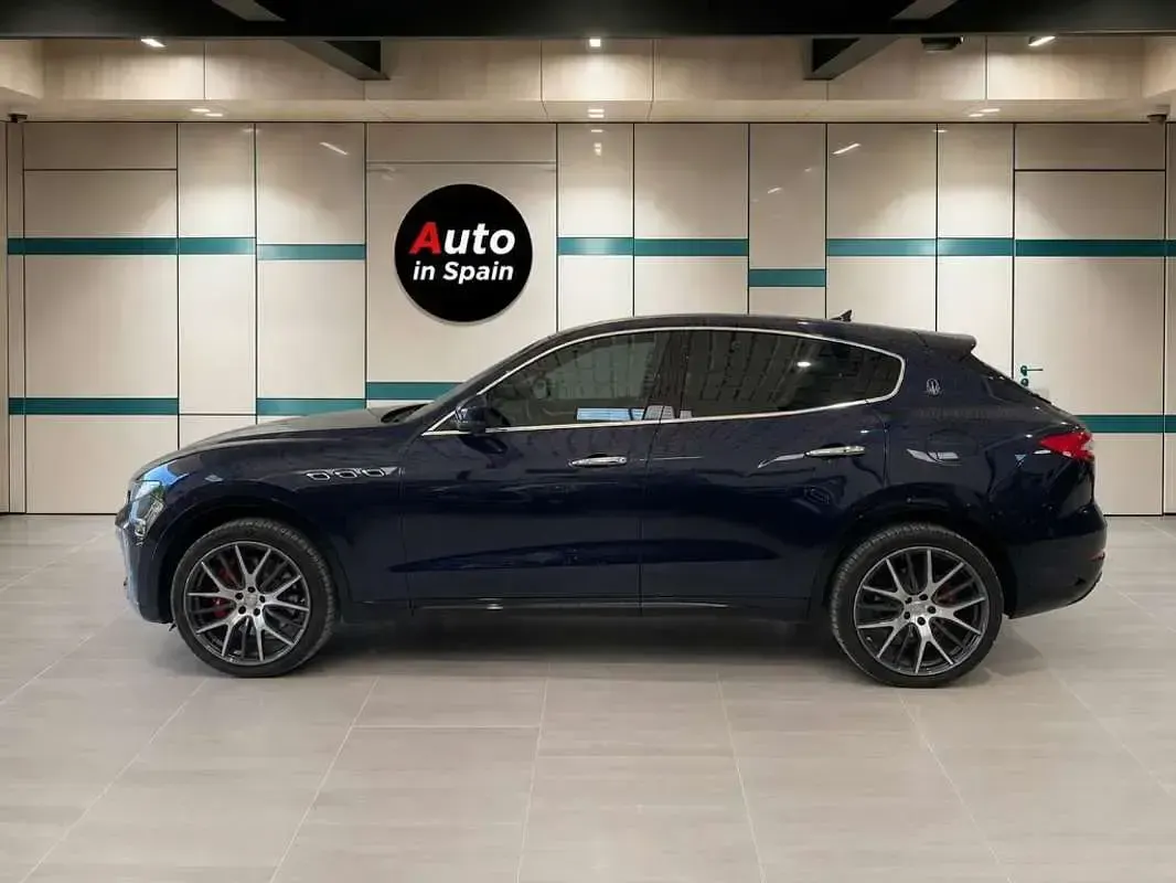 Usado Maserati Levante 430 CV (316 kW) 2016 Azul SUV